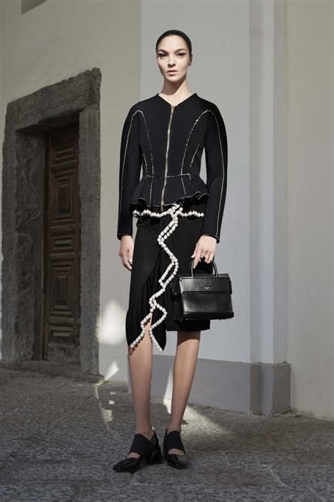 Givenchy’s Resort 2017 Line Heads to Naples 